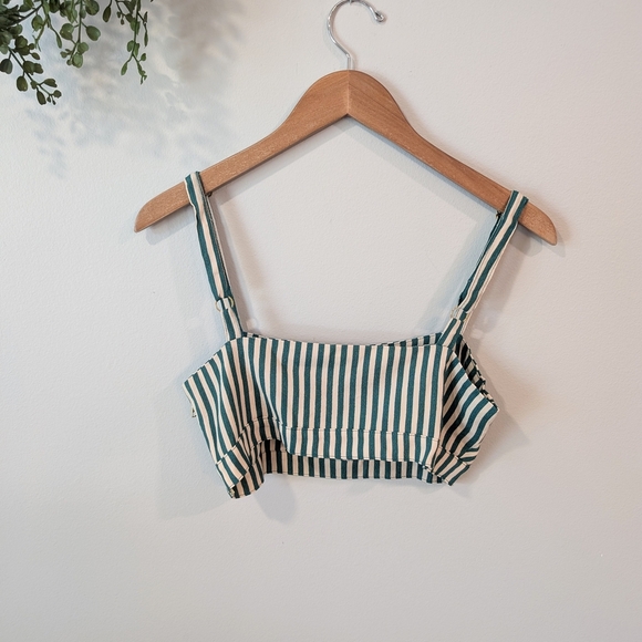 Flynn Skye Green and White Fitted Crop Tank Top - Picture 4 of 9